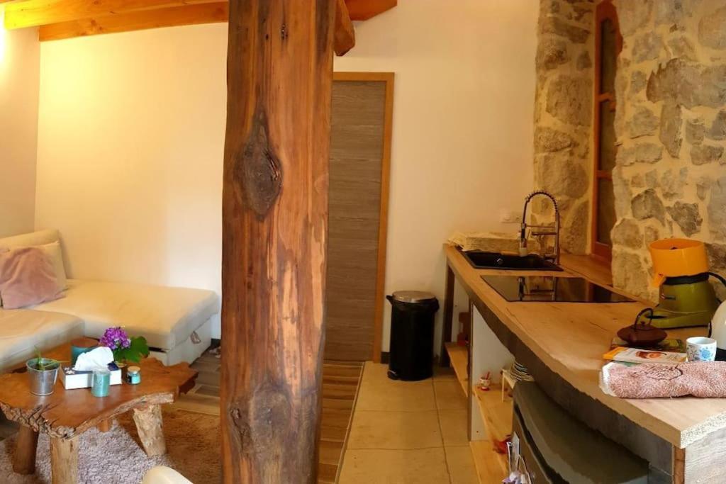 L'Huile Et L'Eau Antraigues Exterior foto